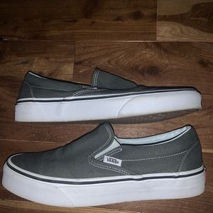 Vans Women’s size 8 grey slip on shoes